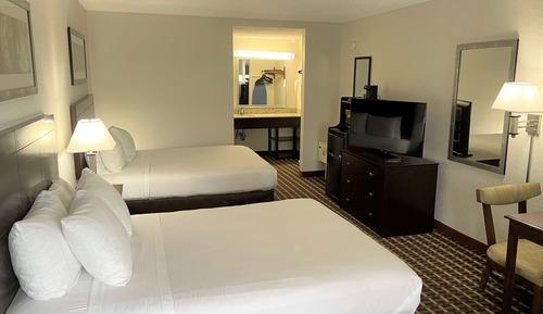 Standard Room, 2 Queen Beds, Non Smoking, Kitchenette