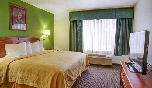 Suite, 1 King Bed, Non Smoking