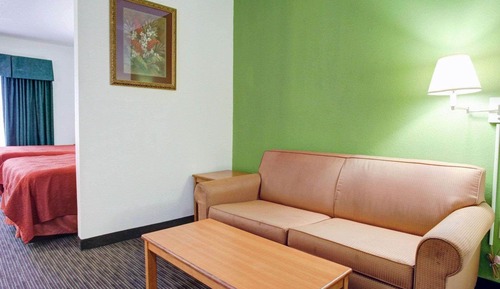 Suite, 2 Queen Beds, Non Smoking
