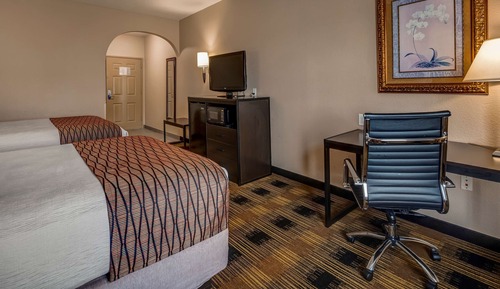 Standard Room, 2 Queen Beds, Non Smoking, Refrigerator & Microwave