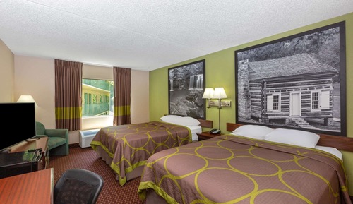 Room, 2 Queen Beds, Non Smoking (Pool Area)