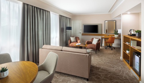 Suite, 1 King Bed, Club Lounge Access (Super King)
