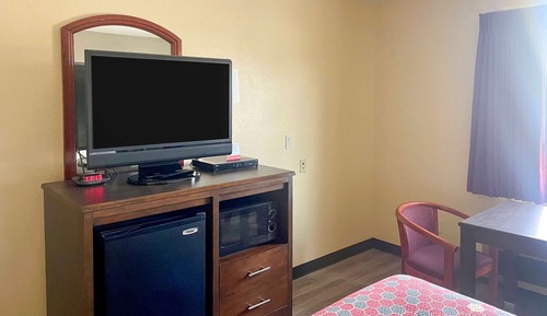 Standard Room, 1 Queen Bed, Non Smoking