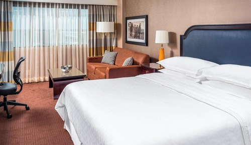 Classic Room, 1 King Bed