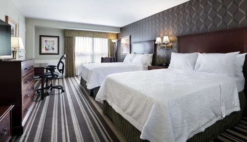 Standard Room, 2 Double Beds, Non Smoking, Bathtub
