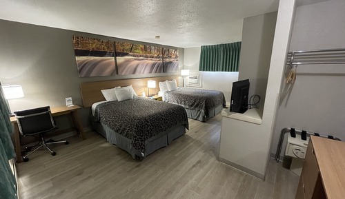 Double Room, 2 Double Beds