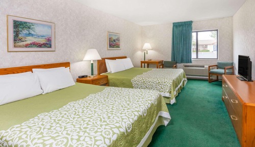 Standard Room, 2 Queen Beds
