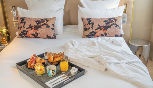 Junior Suite, 1 King Bed