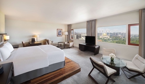 Executive Room, 1 King Bed (Royal)