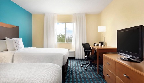 Room, 2 Queen Beds, Non Smoking (Hearing Accessible)
