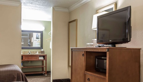 Standard Room, 2 Double Beds, Non Smoking