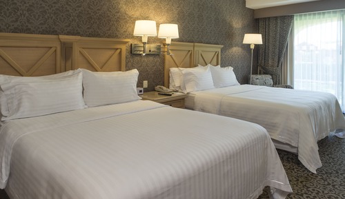 Standard Room, 2 Queen Beds, Ground Floor