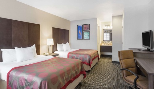 Standard Room, 2 Queen Beds
