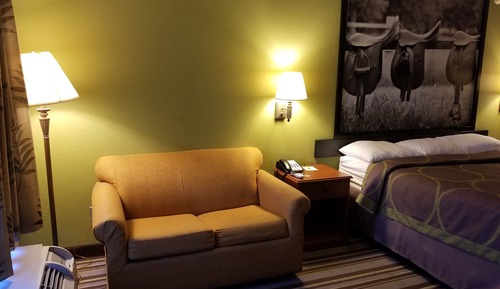 Room, 1 King Bed, Smoking