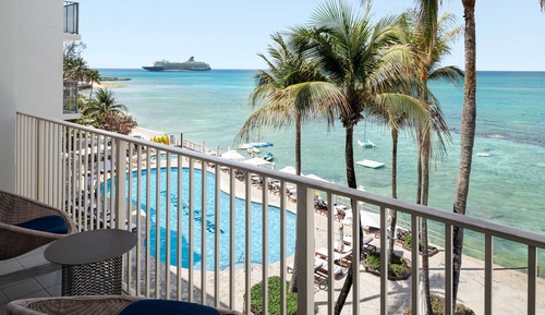 Grand Room, 2 Queen Beds, Non Smoking, Oceanfront