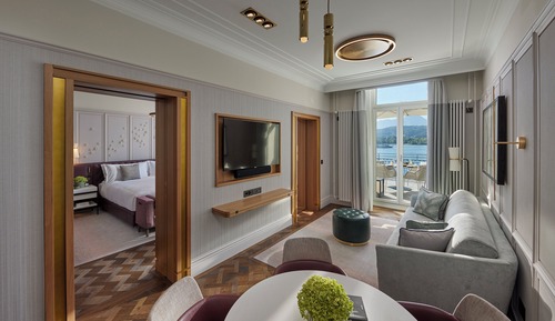 Suite, Terrace, Lake View