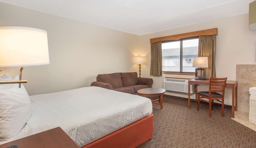 Studio Suite, 1 King Bed, Non Smoking