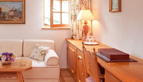 Deluxe Junior Suite