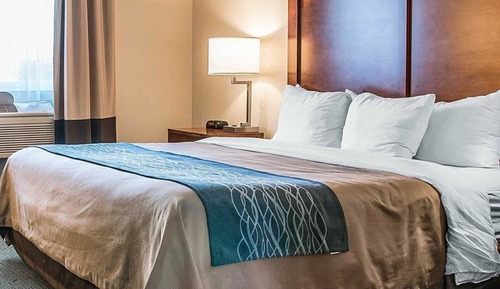 Standard Room, 1 King Bed