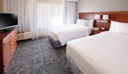 Room, 2 Double Beds (Mobility Accessible, Tub)