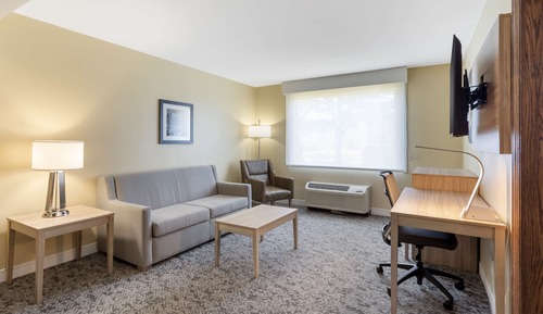 Suite, 2 Queen Beds, Non Smoking (with Single Sofabed)