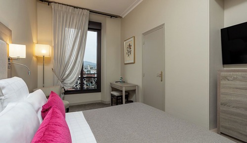 Standard Room, City View