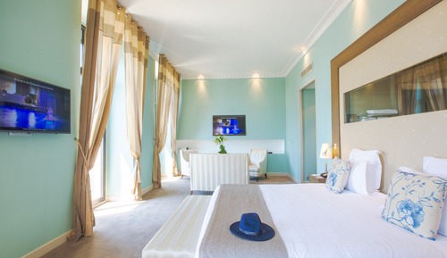 Junior Suite, 1 Queen Bed, Sea View