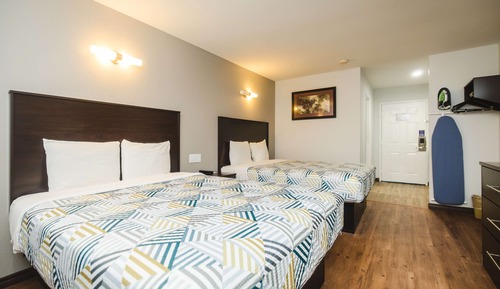 Standard Room, 2 Queen Beds, Non Smoking
