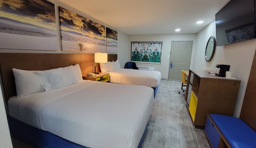 Standard Room, 1 King Bed