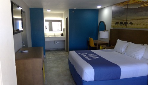 Standard Room, 1 King Bed, Accessible