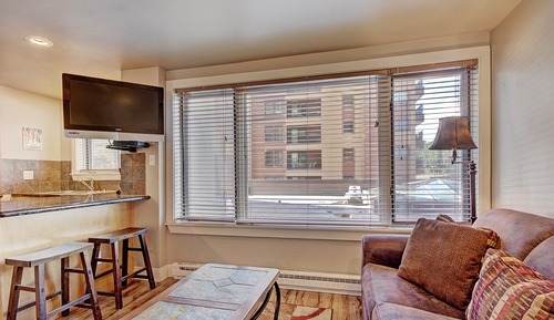 Premier Studio (Condominium)
