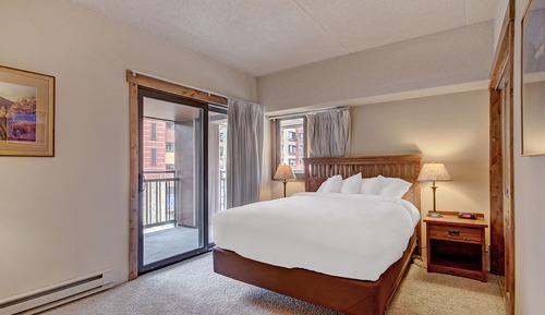 Condo, 1 Bedroom