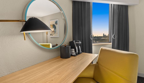 Standard Room, 1 King Bed