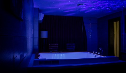 Suite, 1 King Bed, Jetted Tub
