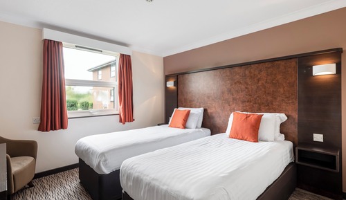 Standard Twin Room