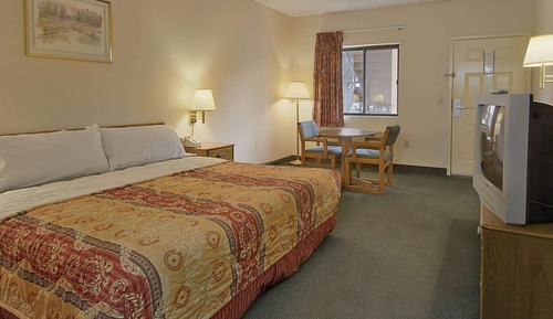 Room, 1 King Bed, Accessible, Non Smoking (Mobility)