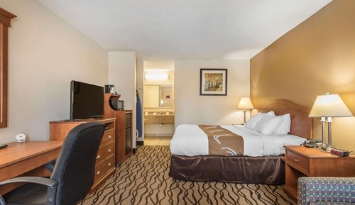 Standard Room, Smoking