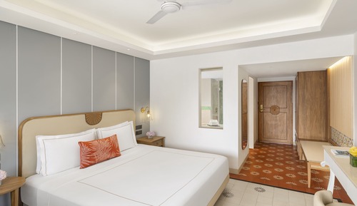 Premium Room, 1 King Bed, Sea View