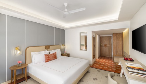 Premium Room, 1 King Bed, Sea View (with Sit-out)