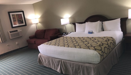 Studio Suite, 1 King Bed, Non Smoking