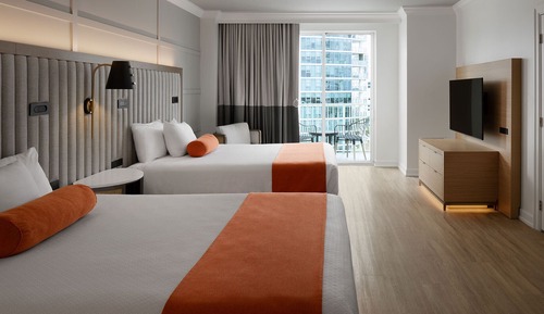 Superior Room, Corner Balcony with 2 Queen Beds, City View
