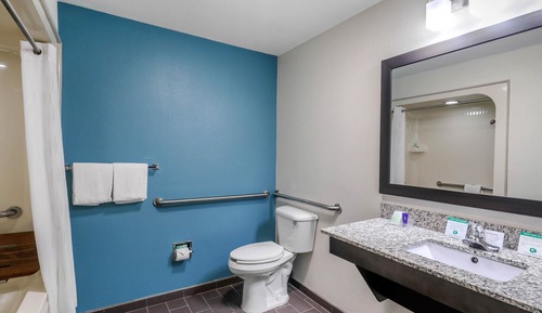 Room, 2 Queen Beds, Accessible, Non Smoking