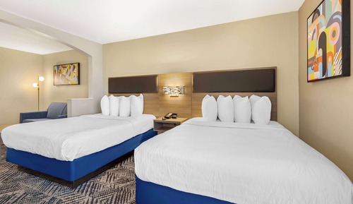 Suite, 2 Queen Beds, Non Smoking, Refrigerator & Microwave (with Single Sofabed)