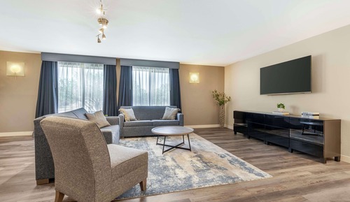 Suite, Multiple Beds, Non Smoking, Kitchen (Full Kitchen)