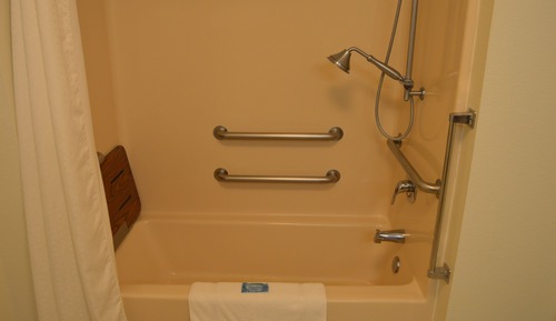 Standard Room, 1 King Bed, Accessible (Communications, Mobility, Access Tub)