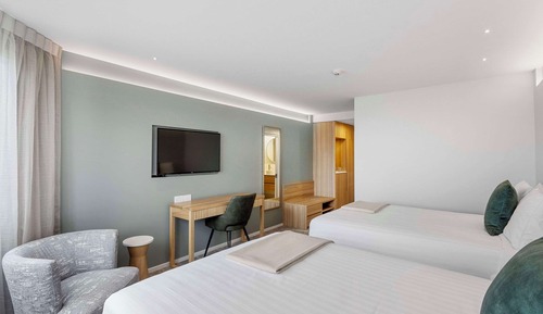 Room, 2 Double Beds, Non Smoking (Upgrade)