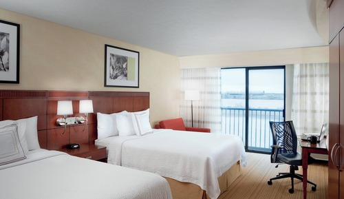 Room, 2 Queen Beds, River View