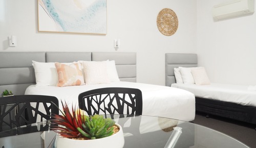 Deluxe Triple Room