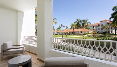 Deluxe Villa (2 QUEEN BEDS)