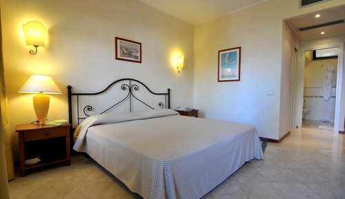 Comfort Triple Room